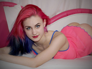 Pink hair white girl