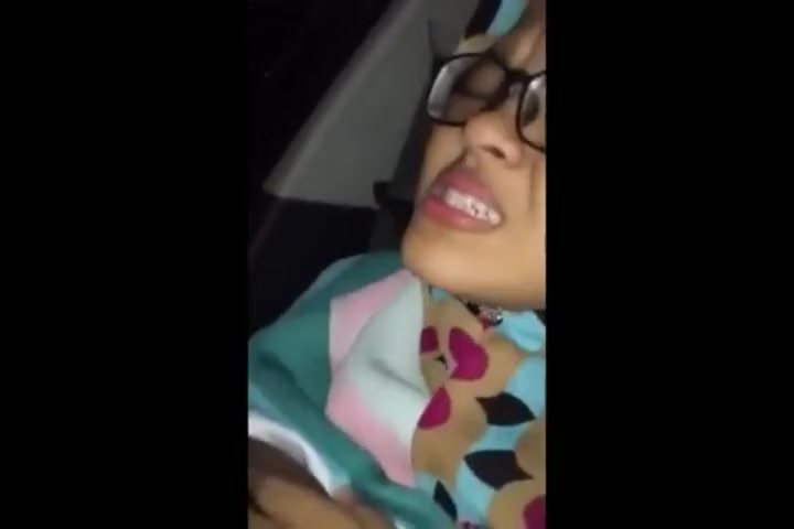 Hijab teen masturbation