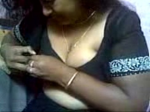 Tamil big boobs aunty