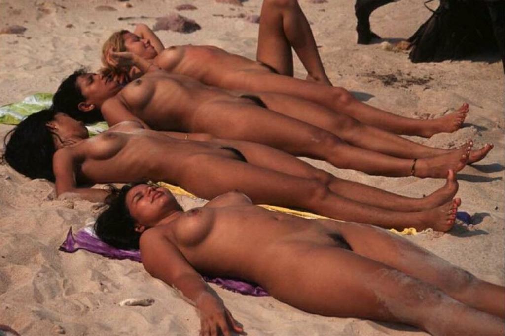 Love nude in Brasília