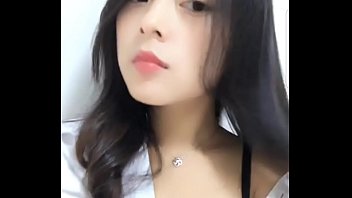 China girl selfie masturbate