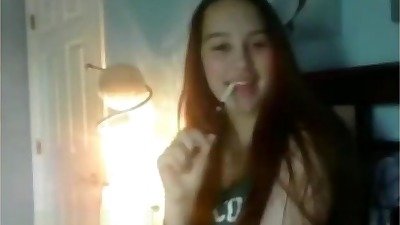 Cute face omegle girl shows