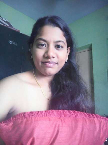Pecan reccomend south indian mallu aunty selfie