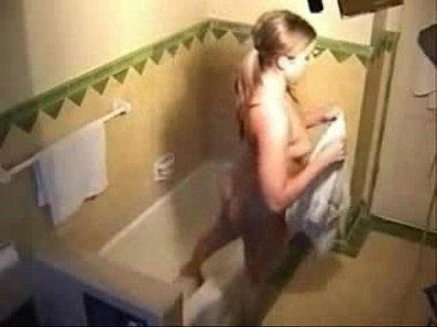 Teen masturbation shower caught hidden