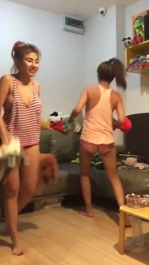 Thai Girl Dance Naked